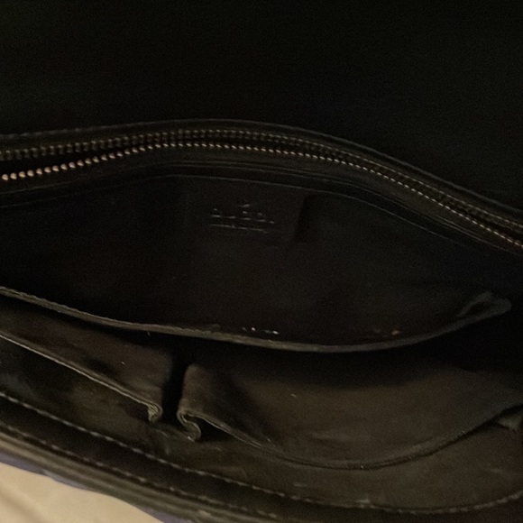 Gucci Python Clutch - Picture 3 of 3